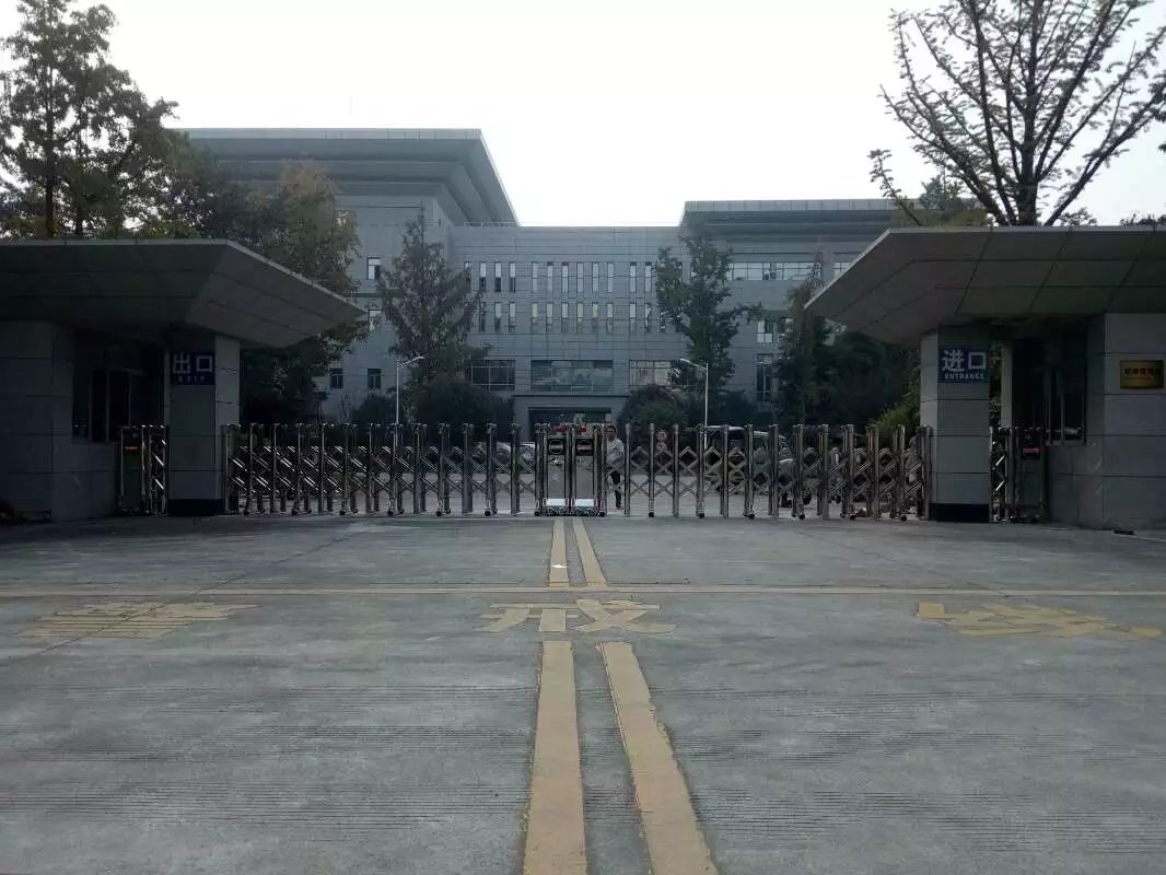 鄱阳县鄱阳县四川消防总队伸缩门